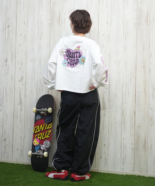 SANTA CRUZ(サンタクルーズ)の「SANTACRUZ/サンタクルーズ クロップド丈ロンT 502251432(Tシャツ/カットソー・レディース・ベージュ/ホワイト/ライトブラック・L/M)」の8枚目の写真