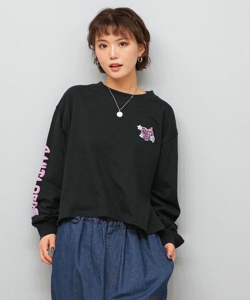 SANTA CRUZ(サンタクルーズ)の「SANTACRUZ/サンタクルーズ クロップド丈ロンT 502251432(Tシャツ/カットソー・レディース・ベージュ/ホワイト/ライトブラック・L/M)」の9枚目の写真