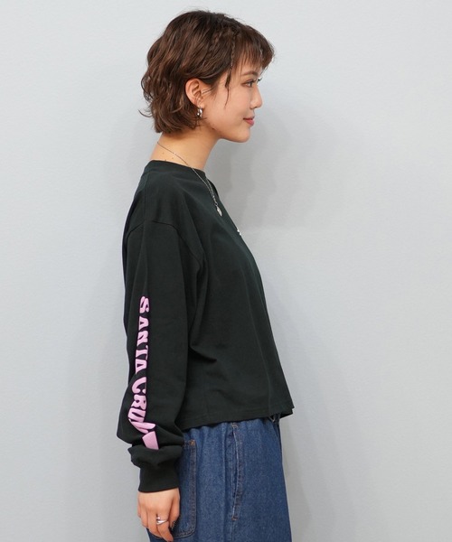 SANTA CRUZ(サンタクルーズ)の「SANTACRUZ/サンタクルーズ クロップド丈ロンT 502251432(Tシャツ/カットソー・レディース・ベージュ/ホワイト/ライトブラック・L/M)」の11枚目の写真