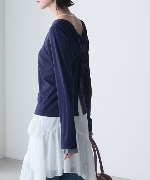 forksy.（フォルクシー）の「【forksy.】2way 袖フリル バックツイスト リブロンT（Tシャツ/カットソー・レディース・ブラック/オリーブ/ネイビー・FREE）」の19枚目の写真