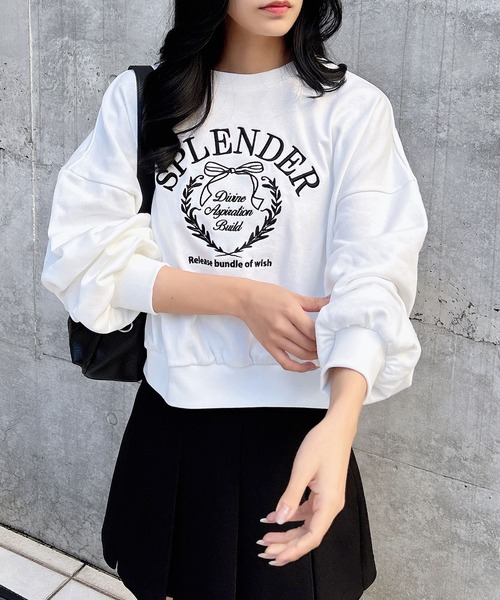 INGNI(イング)の「リボンカレッジロゴショートスウェットトップス(スウェット・レディース・ホワイト×ブラック/ブラック×ホワイト/グレー×ホワイト・M)」の6枚目の写真