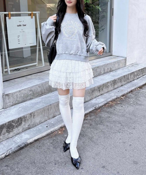 INGNI(イング)の「リボンカレッジロゴショートスウェットトップス(スウェット・レディース・ホワイト×ブラック/ブラック×ホワイト/グレー×ホワイト・M)」の22枚目の写真