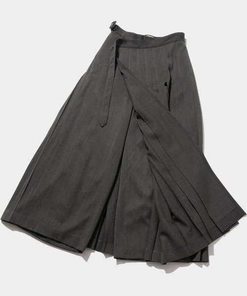 beautiful people（ビューティフルピープル）の「hightwist doeskin  gurkha kilt pants（その他パンツ・レディース・チャコールグレー/カーキ・34/36）」の3枚目の写真
