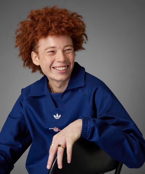 【新品未使用】アーセナル テラスアイコン ドリルトップ XLサイズ adidas（アディダス）の「アーセナル テラスアイコン ドリル