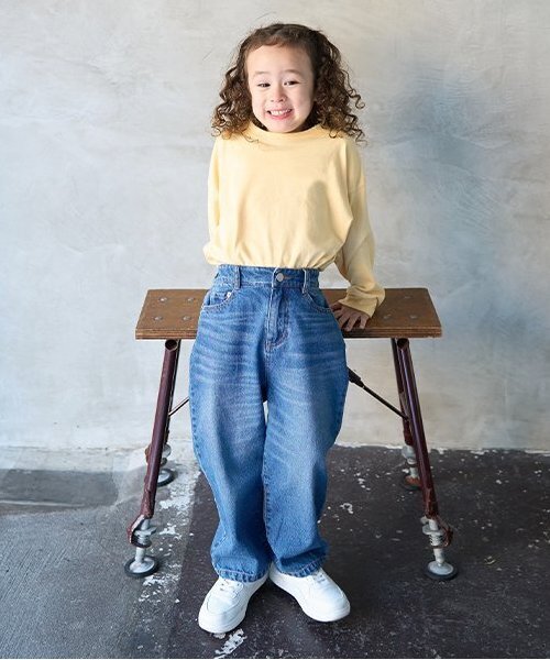 b・ROOM(ビールーム)の「【LOVE DENIM】ストレートパンツ(デニムパンツ・キッズ・サックスブルー/ブルー・110cm/100cm/120cm/130cm/140cm/150cm)」の14枚目の写真