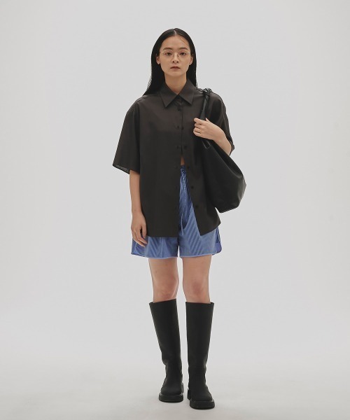 TODAYFUL(トゥデイフル)の「Silk100% Halfsleeve Shirts(Tシャツ/カットソー・レディース・チャコールグレー/キナリ・FREE)」の5枚目の写真