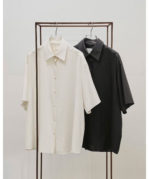 TODAYFUL(トゥデイフル)の「Silk100% Halfsleeve Shirts(Tシャツ/カットソー・レディース・チャコールグレー/キナリ・FREE)」の7枚目の写真