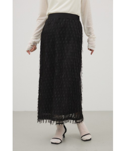 crie conforto(クリーコンフォルト)の「フリンジジャガードロングスカート(スカート・レディース・ブラック/アイボリー・SMALL/MEDIUM)」の1枚目の写真