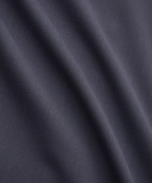 UNITED TOKYO(ユナイテッドトウキョウ)の「Compact twist ストレッチ レギュラーカラーシャツ(シャツ/ブラウス・メンズ・ダークグレー/オフホワイト/グレイッシュベージュ・1/2/3)」の22枚目の写真