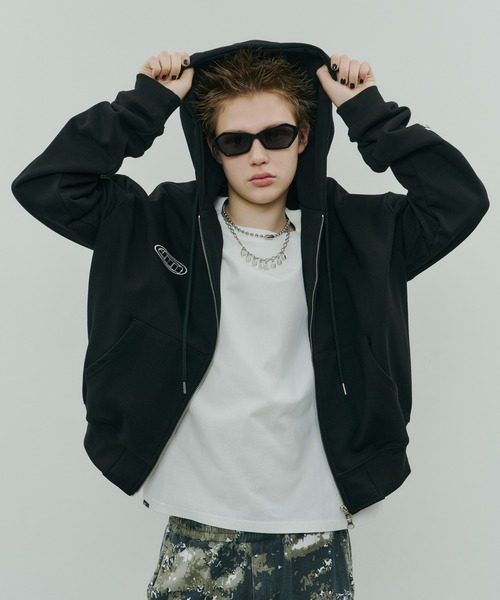 AIVER（アイバー）の「Johann×AIVER　BOYダブルジップパーカー（パーカー・メンズ・ブラック/チャコールグレー・SMALL/MEDIUM/LARGE）」の22枚目の写真