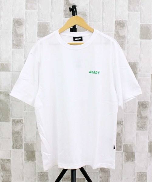 NERDY（ノルディ）の「NERDY エッセンシャル ワンポイントTシャツ ESSENTIAL S/S T-SHIRT（Tシャツ/カットソー・メンズ・ホワイト/グリーン/ブラック・L/S/M）」の2枚目の写真