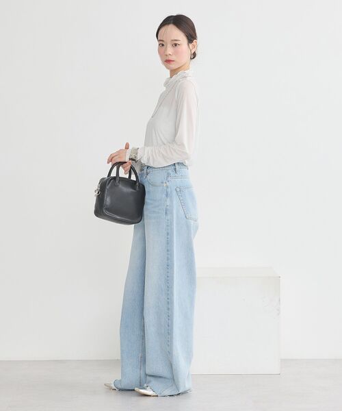 earth music&ecology（アースミュージックアンドエコロジー）の「セルフカットワイドデニムパンツ（デニムパンツ・レディース・ライトインディゴブルー/ブルー系その他・M/L/S）」の15枚目の写真