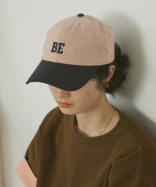 MERLOT(メルロー)の「【BE】バイカラーロゴ刺繍キャップ(キャップ・レディース・ネイビー/ピンク・FREE)」の2枚目の写真