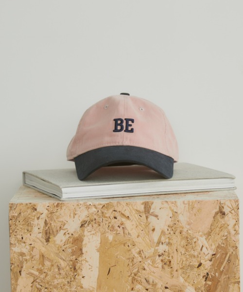 MERLOT(メルロー)の「【BE】バイカラーロゴ刺繍キャップ(キャップ・レディース・ネイビー/ピンク・FREE)」の7枚目の写真