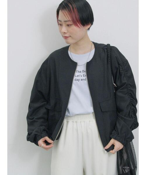 Samansa Mos2 blue（サマンサモスモスブルー）の「ギャザーブルゾン（ブルゾン・レディース・カーキ/ライトベージュ/ブラック・F）」の8枚目の写真