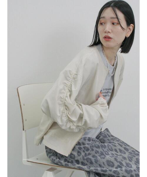 Samansa Mos2 blue（サマンサモスモスブルー）の「ギャザーブルゾン（ブルゾン・レディース・カーキ/ライトベージュ/ブラック・F）」の12枚目の写真