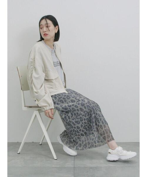 Samansa Mos2 blue（サマンサモスモスブルー）の「ギャザーブルゾン（ブルゾン・レディース・カーキ/ライトベージュ/ブラック・F）」の14枚目の写真