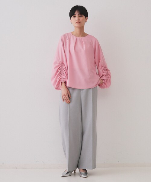 OPAQUE.CLIP（オペークドットクリップ）の「シャーリングスリーブブラウス【洗濯機洗い可】（シャツ/ブラウス・レディース・ホワイト/ブラック/ベビーピンク・38/42/40）」の13枚目の写真