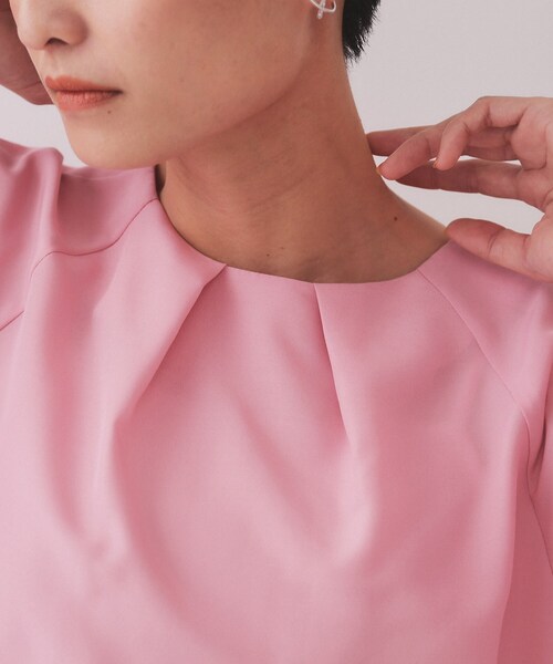 OPAQUE.CLIP（オペークドットクリップ）の「シャーリングスリーブブラウス【洗濯機洗い可】（シャツ/ブラウス・レディース・ホワイト/ブラック/ベビーピンク・38/42/40）」の19枚目の写真