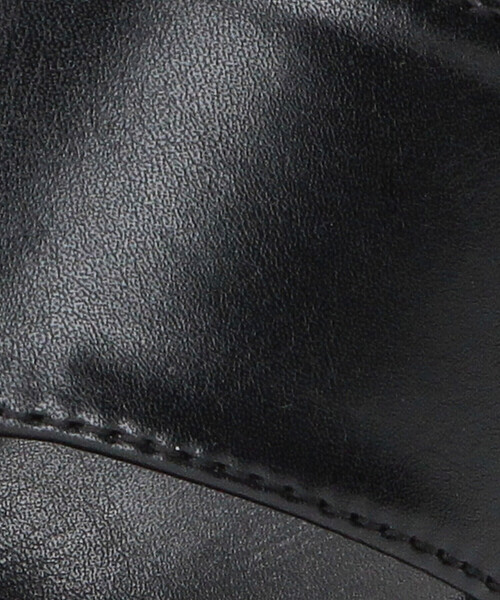 COMME CA ISM(コムサイズム)の「スクエアトゥ トングサンダル(サンダル・レディース・ブラック/オフホワイト・24.5cm/23.5cm)」の14枚目の写真