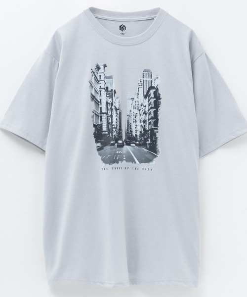 Mac-House(マックハウス)の「T-GRAPHICS フォトプリント半袖Tシャツ(Tシャツ/カットソー・メンズ・アイボリー/グレー/ブラック/ホワイト/チャコールグレー・S/M/L/XL)」の5枚目の写真
