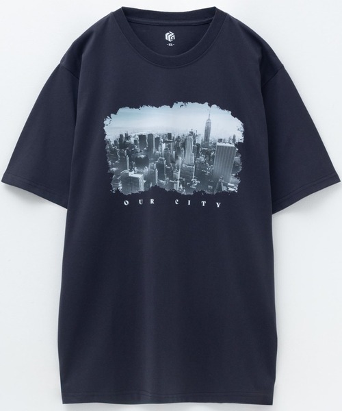 Mac-House(マックハウス)の「T-GRAPHICS フォトプリント半袖Tシャツ(Tシャツ/カットソー・メンズ・アイボリー/グレー/ブラック/ホワイト/チャコールグレー・S/M/L/XL)」の2枚目の写真