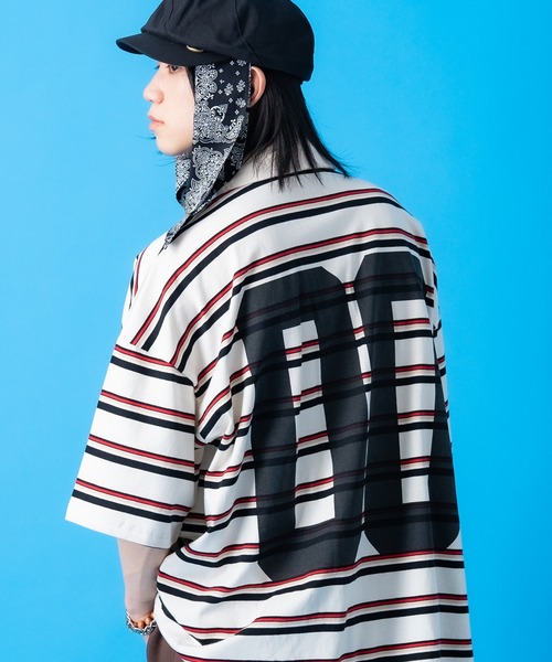 a.p.o.v.(エーピーオービー)の「a.p.o.v. ワンポイントロゴ刺繍×ビッグナンバリングプリントボーダー柄オーバーサイズラガーシャツ(ポロシャツ・メンズ・アイボリー/ブルー/グリーン・ONESIZE)」の6枚目の写真