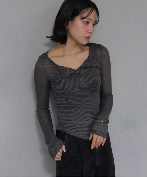 cheriella(シェリエラ)の「【cheriella】シースルーリブ ヘンリーネックトップス(Tシャツ/カットソー・レディース・ブラック/グレー/オフホワイト・M)」の13枚目の写真