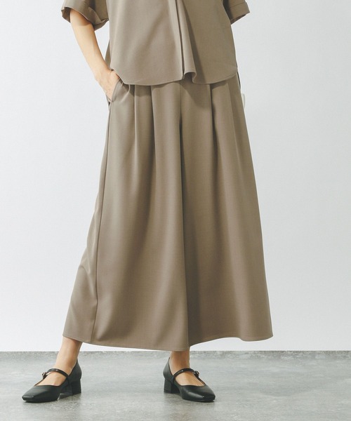 GLOBAL WORK（グローバルワーク）の「リラックススマートフレアワイドパンツ/290015（その他パンツ・レディース・モカ/スミクロ/ネイビー・REGULAR/SHORT）」の22枚目の写真