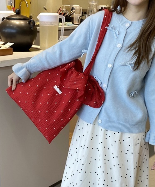 Ritzy(リッツィー)の「フラワープリント フリルデザイン トートバッグ(トートバッグ・レディース・ホワイト/ブラック/レッド・FREE)」の6枚目の写真