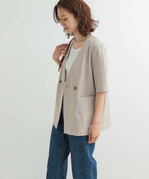 URBAN RESEARCH DOORS(アーバンリサーチドアーズ)の「『UR TECH DRYLUXE』ハーフスリーブジャケット(その他アウター・レディース・ベージュ/チャコールグレー・MEDIUM)」の5枚目の写真