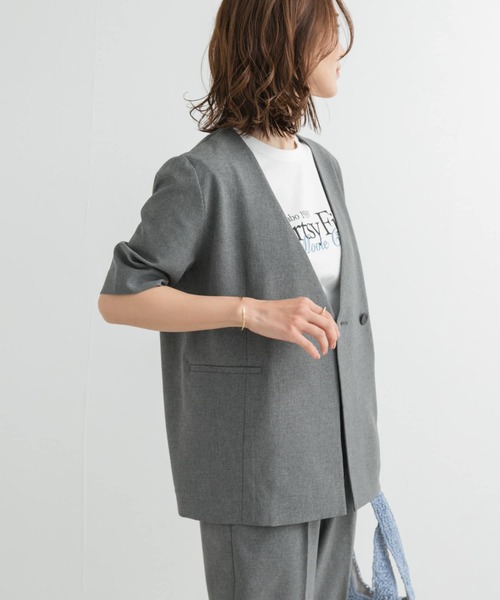 URBAN RESEARCH DOORS(アーバンリサーチドアーズ)の「『UR TECH DRYLUXE』ハーフスリーブジャケット(その他アウター・レディース・ベージュ/チャコールグレー・MEDIUM)」の13枚目の写真