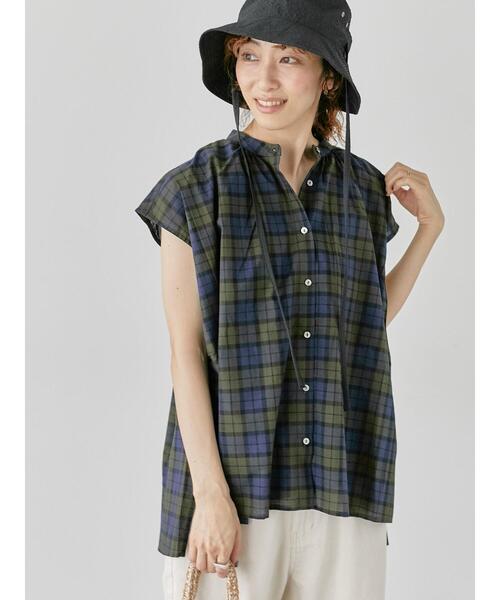 Lugnoncure（ルノンキュール）の「綿麻バンドカラーブラウス（シャツ/ブラウス・レディース・グリーン/チャコールグレー/オフホワイト/ネイビー・F）」の3枚目の写真