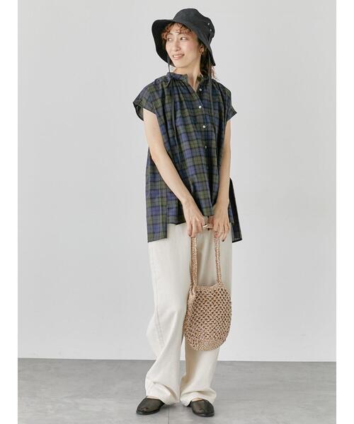 Lugnoncure（ルノンキュール）の「綿麻バンドカラーブラウス（シャツ/ブラウス・レディース・グリーン/チャコールグレー/オフホワイト/ネイビー・F）」の5枚目の写真