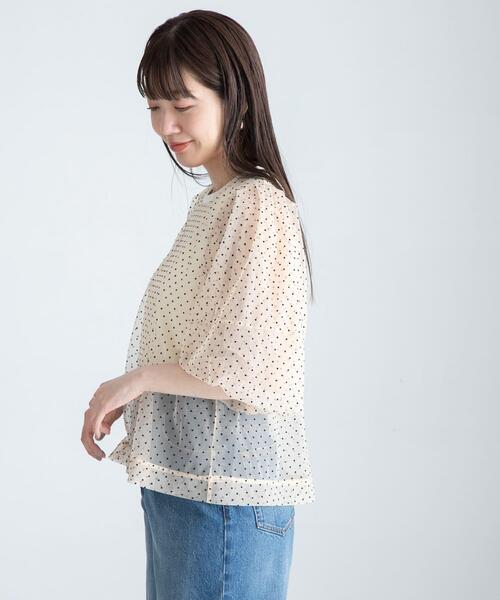URBAN RESEARCH Sonny Label(アーバンリサーチサニーレーベル)の「『WEB/一部店舗限定』チュールドットタンクトップドッキングプルオーバー(Tシャツ/カットソー・レディース・チャコールグレー/アイボリー/ブラック・FREE)」の8枚目の写真