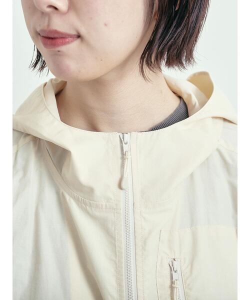 SM2（エスエムツー）の「ナイロンフードジップベスト（ベスト・レディース・チャコールグレー/カーキ/オフホワイト・F）」の17枚目の写真