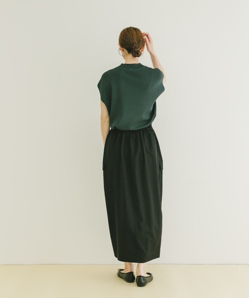 ITEMS URBANRESEARCH（アイテムズ アーバンリサーチ）の「ラップカーゴスカート（スカート・レディース・ブラック/カーキ・FREE）」の7枚目の写真