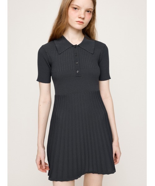 SLY(スライ)の「COLLARED PLEATS HG S/OP カラード プリーツ ハイゲージ ショートワンピース 半袖 夏服(ワンピース・レディース・ブラック/グレー/ネイビー・1/2)」の1枚目の写真