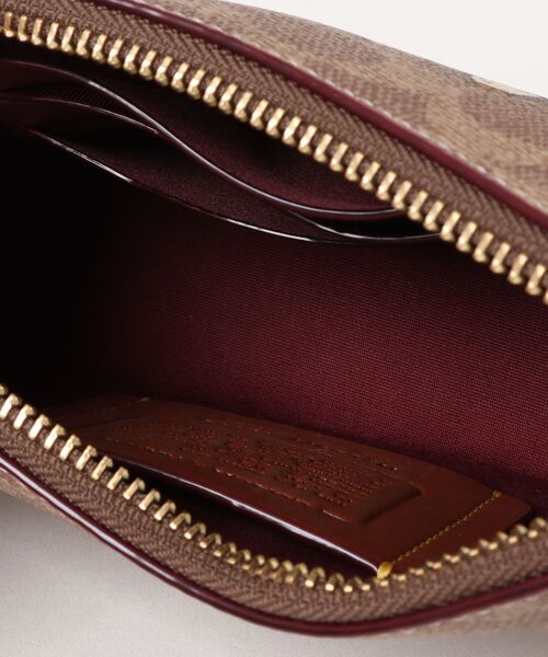 【新品♡】COACH × PEANUTS　スウィンガーバッグ20　シグネチャー COACH｜【公式】オンライン限定【COACH X PEANUTS】スウィンガー