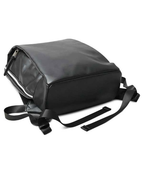 REGiSTA(レジスタ)の「REGiSTA PULEATHER SNART BACK PACK(バックパック/リュック・メンズ・ネイビー/ブラック・FREE)」の3枚目の写真