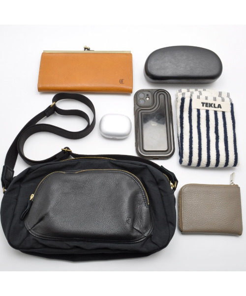 CLEDRAN(クレドラン)の「【本革×ナイロン】CL3845 ARU COMBI SHOULDER 軽量 ボディバッグ(ショルダーバッグ・レディース・ベージュ系その他/グレー系その他/ブラック系その他・FREE)」の14枚目の写真