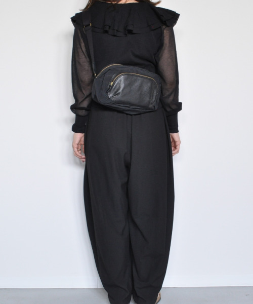 CLEDRAN(クレドラン)の「【本革×ナイロン】CL3845 ARU COMBI SHOULDER 軽量 ボディバッグ(ショルダーバッグ・レディース・ベージュ系その他/グレー系その他/ブラック系その他・FREE)」の15枚目の写真