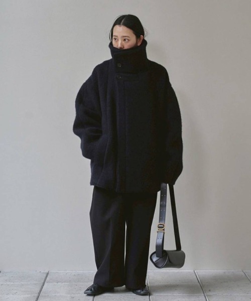 TODAYFUL（トゥデイフル）の「Standcollar Boucle Jacket（その他アウター・レディース・ブラック/グレイッシュベージュ・36inch/38inch）」の16枚目の写真