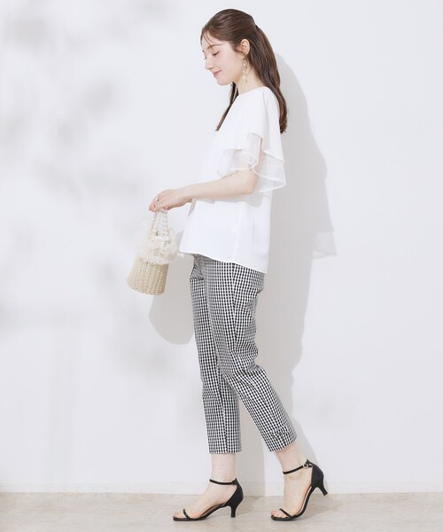 couture brooch（クチュールブローチ）の「【マシンウォッシャブル・一枚で着映える】レース重ねフレアブラウス（シャツ/ブラウス・レディース・サンドベージュ/ブラック/サックスブルー/オフホワイト・36/38/40/42）」の18枚目の写真