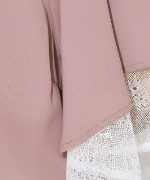 couture brooch（クチュールブローチ）の「【マシンウォッシャブル・一枚で着映える】レース重ねフレアブラウス（シャツ/ブラウス・レディース・サンドベージュ/ブラック/サックスブルー/オフホワイト・36/38/40/42）」の8枚目の写真