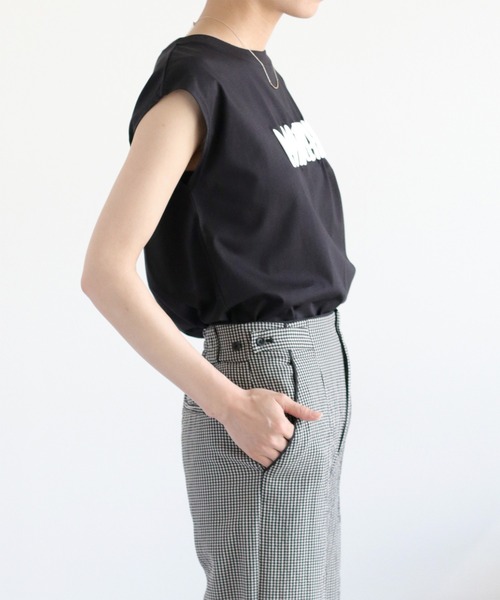 cepo(セポ)の「〈さらっと涼しい、シルキータッチ♪〉シルケットノースリーブロゴTee(Tシャツ/カットソー・レディース・ブラック/オフホワイト/ブラウン・M)」の13枚目の写真