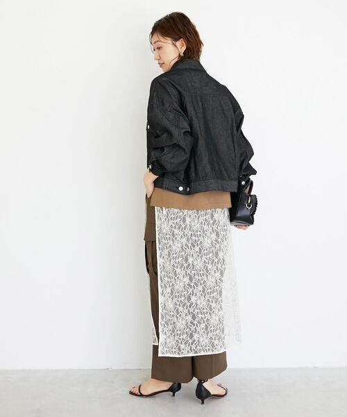 le.coeur blanc（ルクールブラン）の「ライトデニムジャケット（デニムジャケット・レディース・ブラック/ネイビー・38）」の21枚目の写真