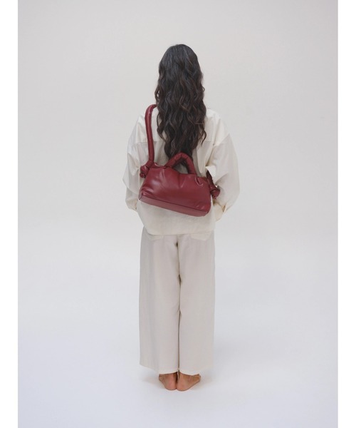 OLEND(オレンド)の「OLEND VEGAN LEATHER MINI ONA(ハンドバッグ・レディース・ブラック/イエロー系その他/ローズ・FREE)」の3枚目の写真