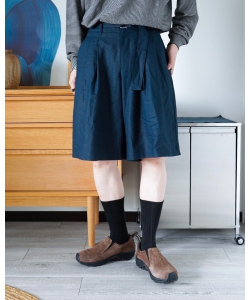 HORN GARMENT ネイビーショートパンツ 新品タグ付き ZOZOMARKET（ゾゾマーケット）の「ZOZOMARKET by idaka-ベルト付タック