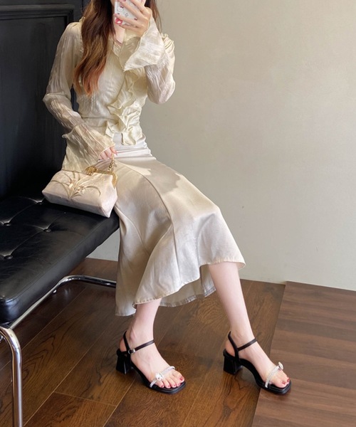 Lace Ladies(レースレディース)の「クリア ラインストーン モチーフ付き ストラップ サンダル(サンダル・レディース・ブラック/アイボリー・22.5cm/23cm/23.5cm/24cm/24.5cm/25cm)」の4枚目の写真
